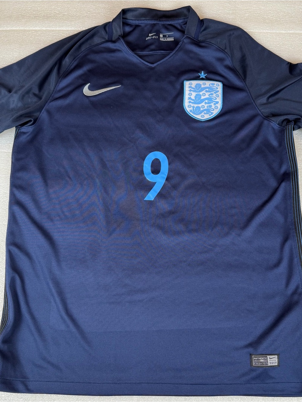 Nike Large England Team Jersey Third football shirt 2017 - 2018 Kane 9 note